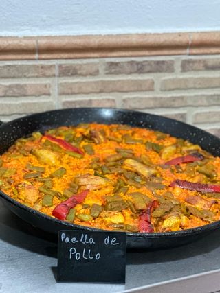 Paella De Pollo