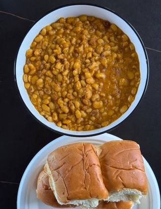 3 Beans  & 3 Beef with Bread