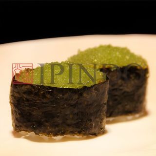 Gunkan tobiko wasabi