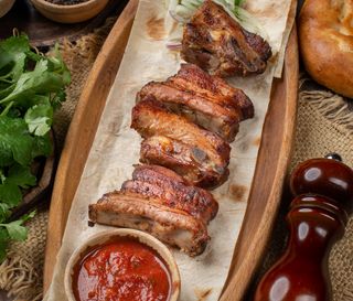 ԽՈԶԻ ՄԱՏԵՐ ԲԱՐԲԻԿՅՈՒ ՍՈՈՒՍՈՎ