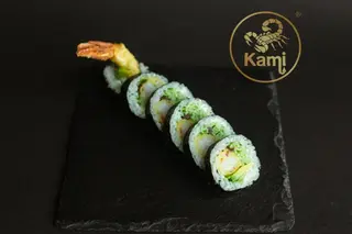Futomaki z krewetką w tempurze