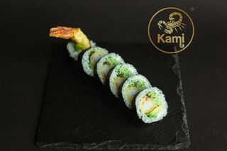 Futomaki z krewetką w tempurze