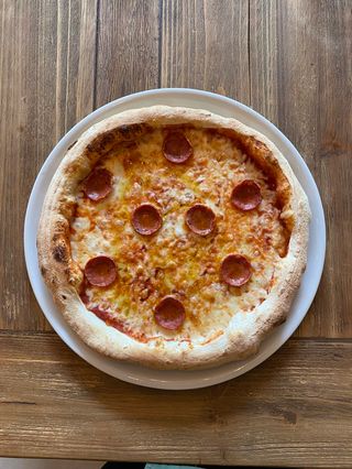 Pizza Pepperoni Picante (33 Cm.)