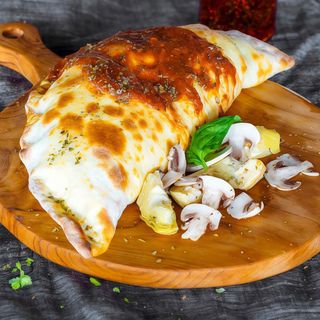 Pizza Calzone  Especial