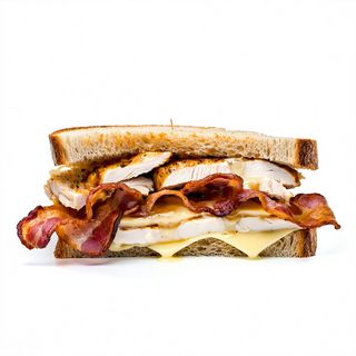 Bocadillo De Pechuga Con Bacon Y Queso