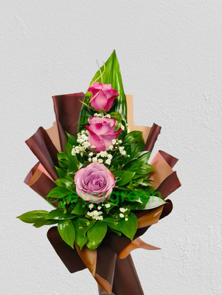 Buket sa 3 ljubičaste ruže