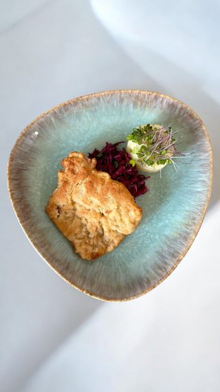 Tradycyjny schabowy z puree ziemniaczanym