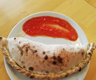Mala Pizza Calzone
