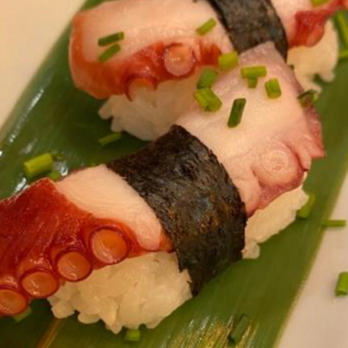 Nigiri Pulpo (2 Pzs.)