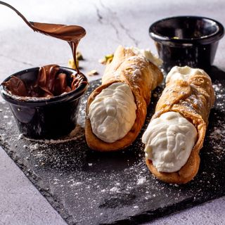 Cannoli Siciliani