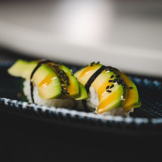 Avocado nigiri