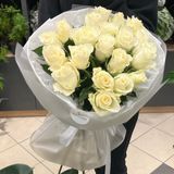 21 trandafiri albi olandezi 60 cm