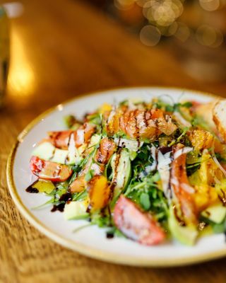 Салат з лососем та апельсиною