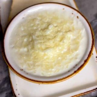 Каша рисовая с джемом