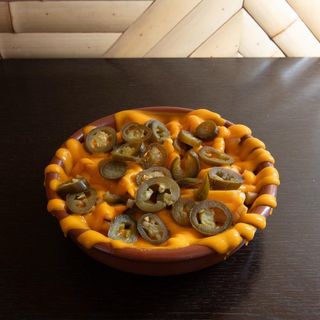 Patatas Con Salsa Jalapeños