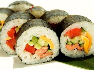 Макі salmon cheese (0,250g)