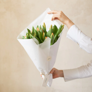 Ramo de tulipanes naranjas. 16 tallos