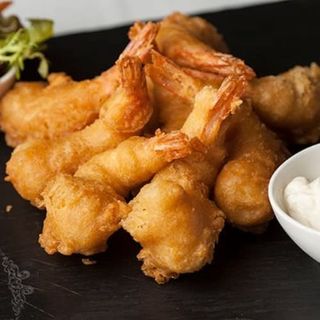 Langostinos fritos rebozados