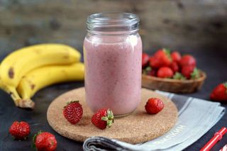 Смузи "Клубника-банан"