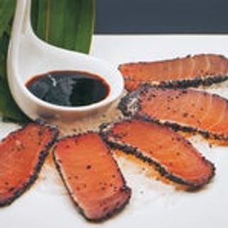 34. Tonno tataki 8 pezzi