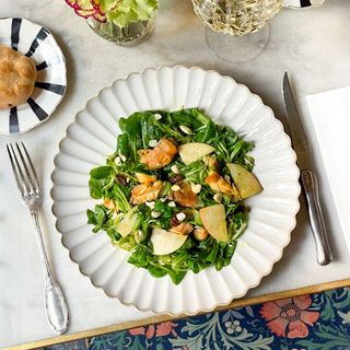 Ensalada Contramuslo y Manzana