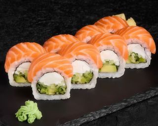 Філадельфія з лососем (290г)