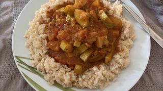 Bamija s teletinom na riži