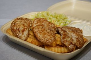 Piept de pui la gratar la farfurie