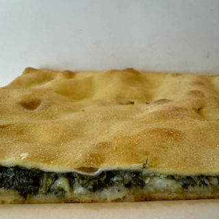 Focaccia farcita con spinaci e stracchino