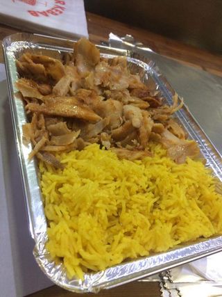 Plato De Pollo Con Arroz