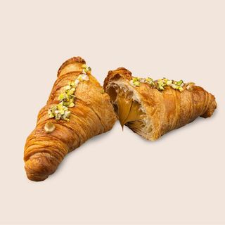 Croissant relleno de pistacho