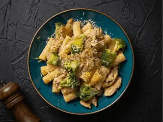 Pasta Kurczak & Brokuł (400g)