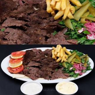 Дюнер порция с картофи и салата