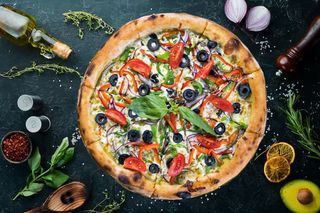 Пица със зеленчуци (400г)