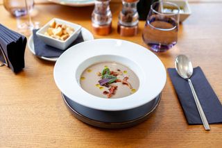 Supa crema de ciuperci de padure