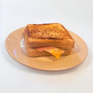 Sándwich Mixto Con Huevo