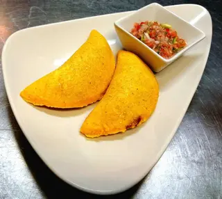 Empanada De Pollo