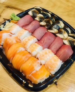 Bandeja Gourmet (24 Pzs.)