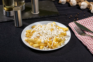 Cartofi prăjiți cu brânză