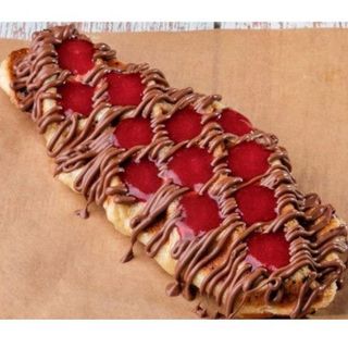 2x1WAFFLE CREME DE AVELÃ E CALDA DE FRUTOS VERMELHOS