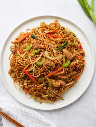 Fried Noodles (Chicken,beef,egg,pork )