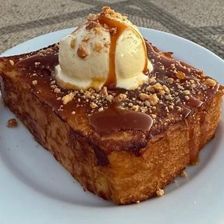 French Toast Caramelo