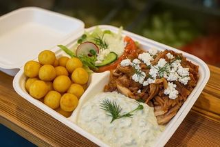 Kebab danie z frytkami