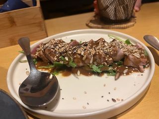 Atum Braseado Com Vinagrete de Soja