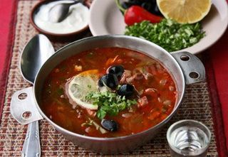 Солянка сборная мясная