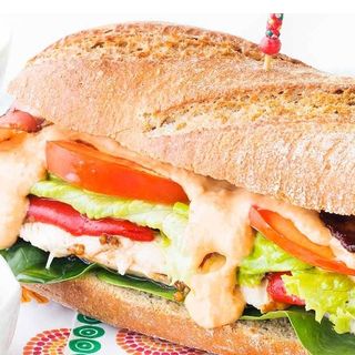 Bocadillo De Pollo