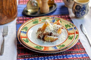 Cartofi la cuptor cu branza 200g