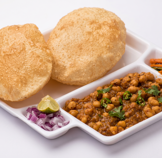 Chole Bhature (2 Unidades)