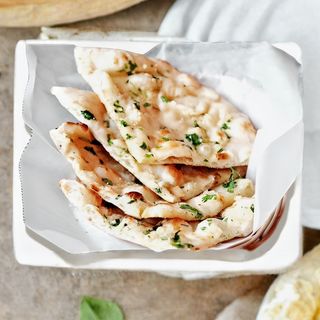 Garlic naan