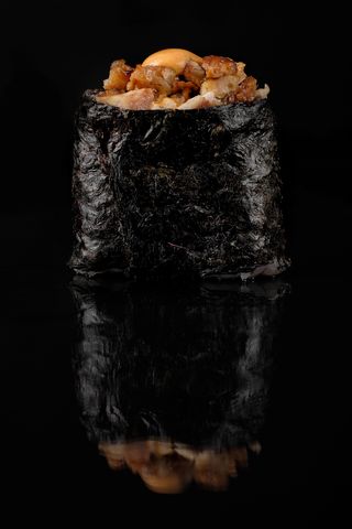 Гункан з вугрем (40г)